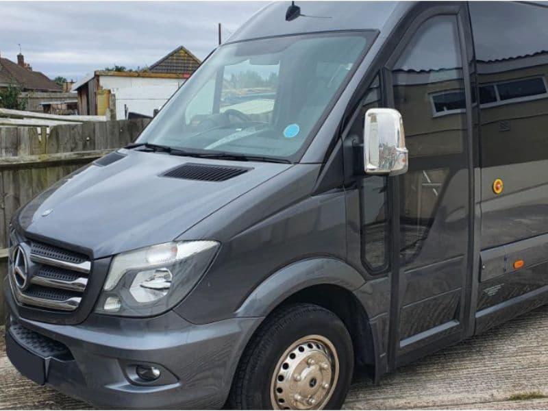 AJ Executive Travel fleet vehicle 3