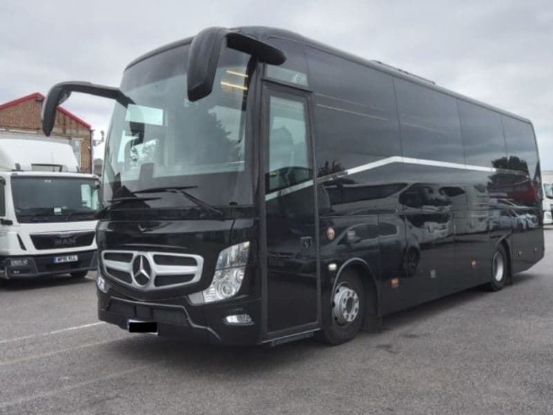 AJ Executive Travel fleet vehicle 2