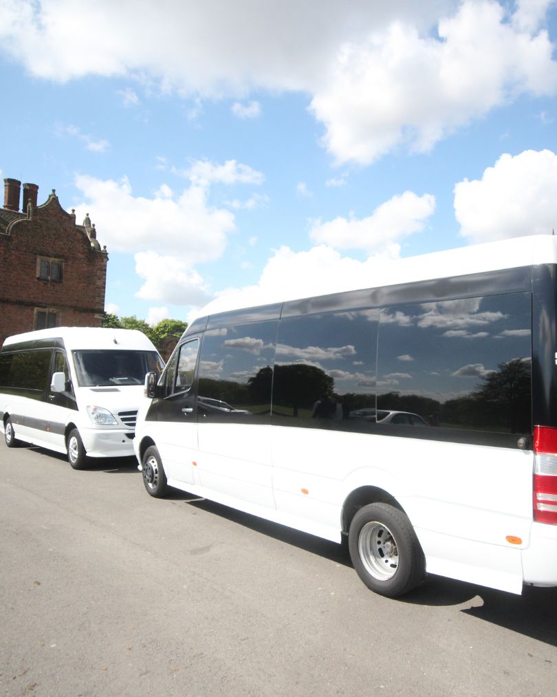 Birmingham Mini bus Hire | Minibus Hire in Birmingham Near Me