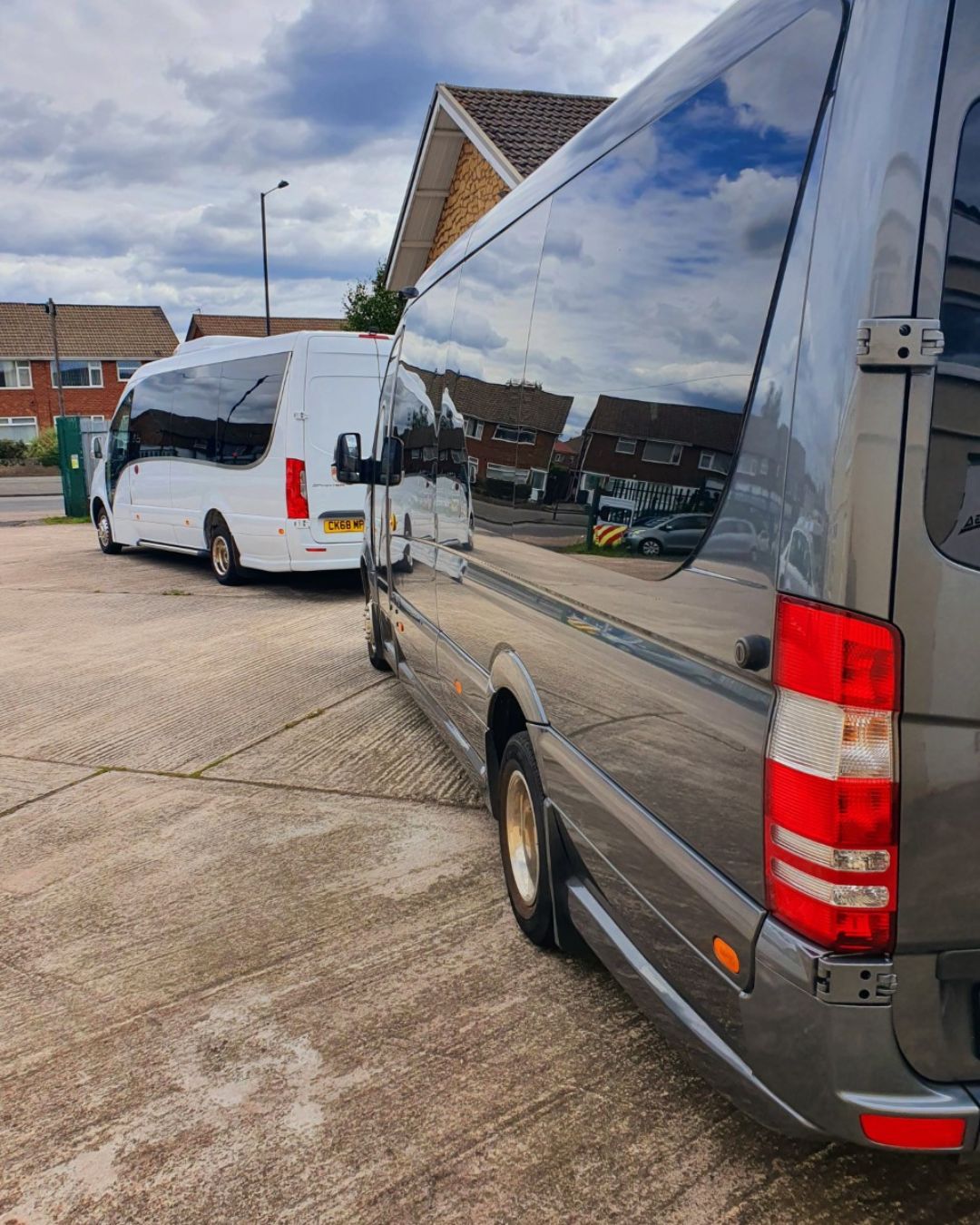 Make your trip unforgettable with our luxury minibuses in Birmingham
