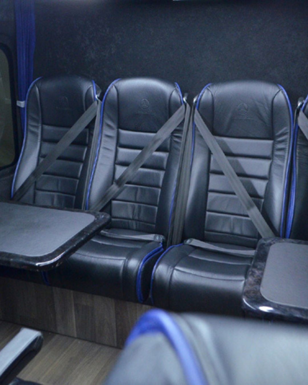 Do your work while travelling with our minibusess